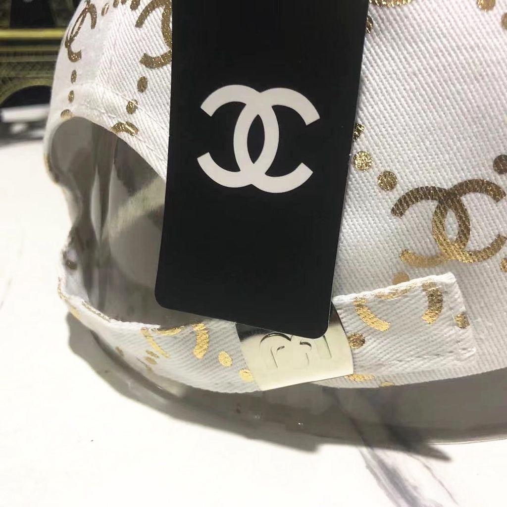 Luxury Fashionable Unisex Baseball Cap With Back Buckle