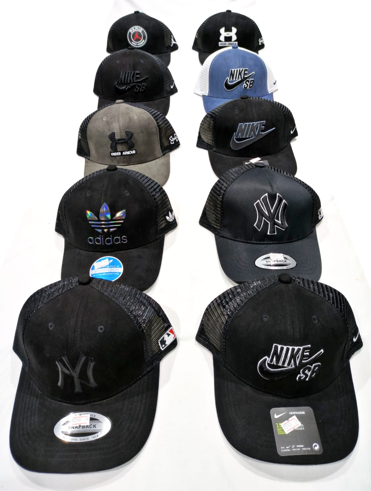 Premium 3D Logo Embroidery Snapback Unisex Cap With Backside Net