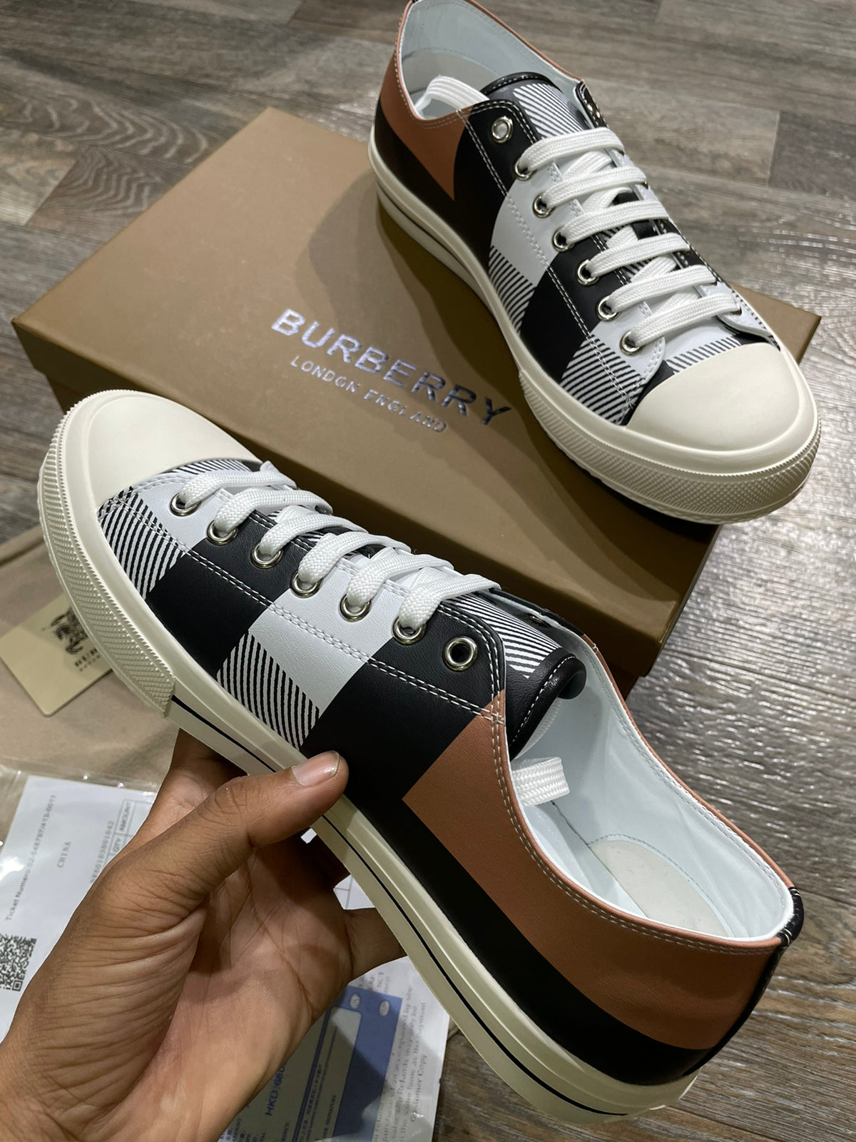 HIGH END QUALITY SNEAKERS FOR MEN