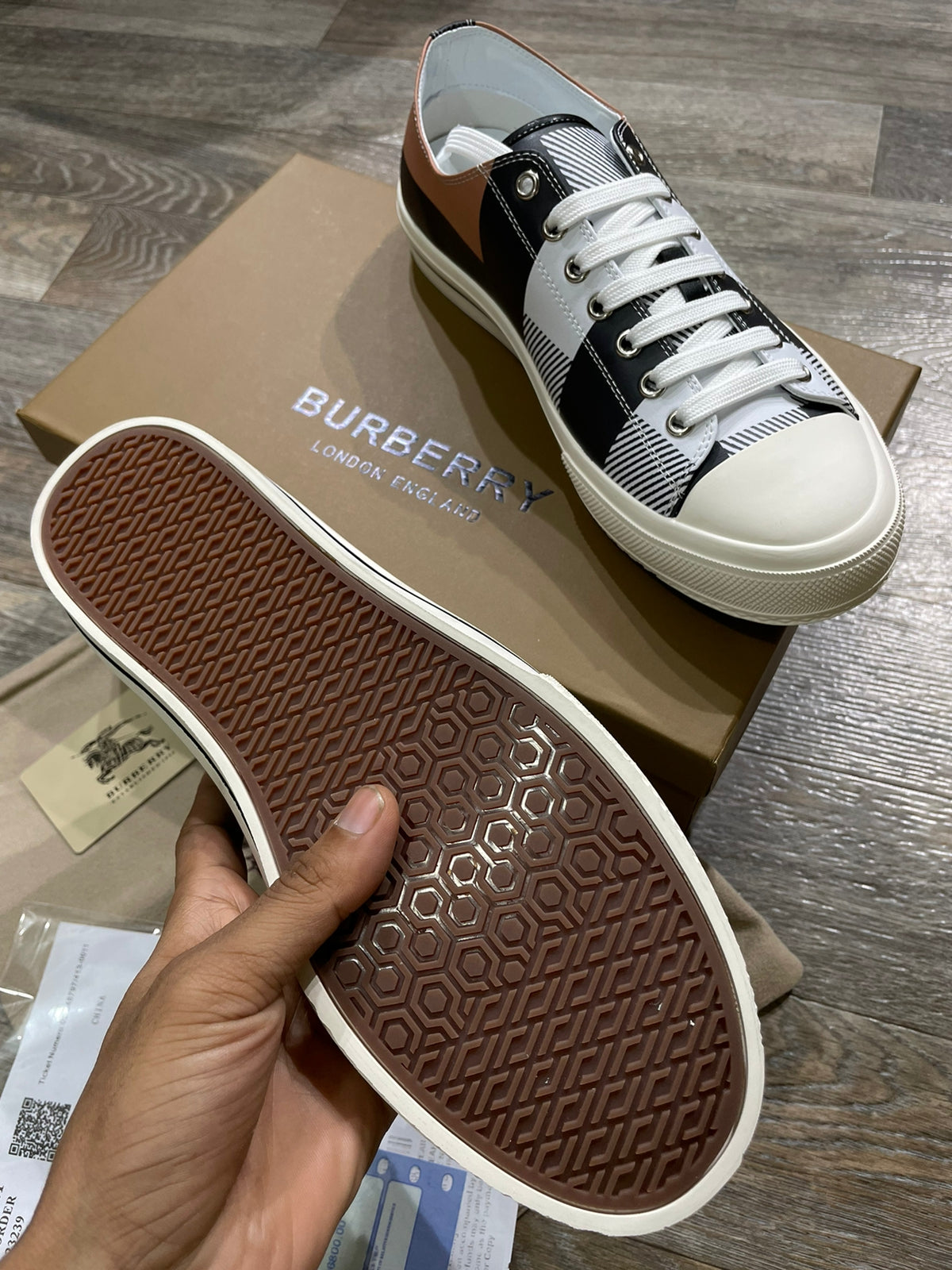 HIGH END QUALITY SNEAKERS FOR MEN