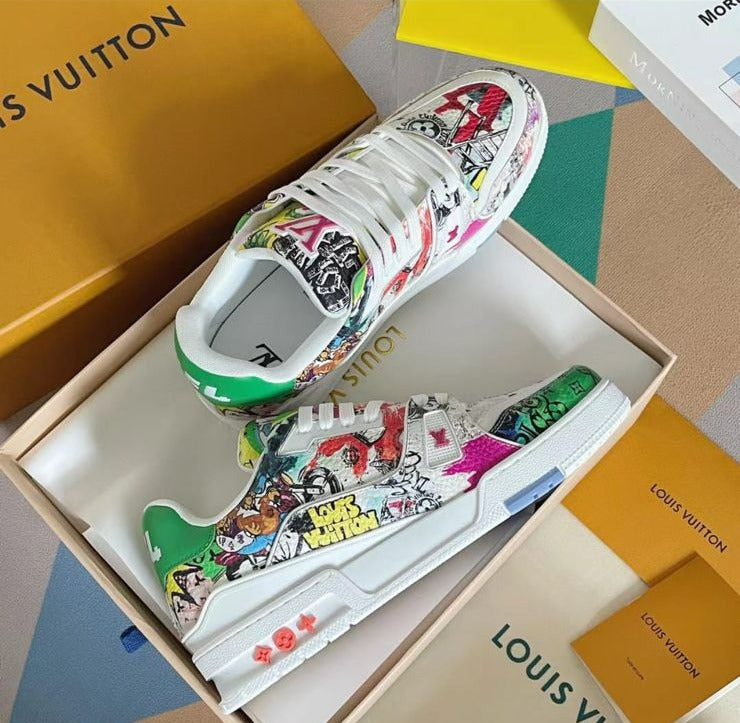 PREMIUM LUXURY SNEAKER IN STOCK
