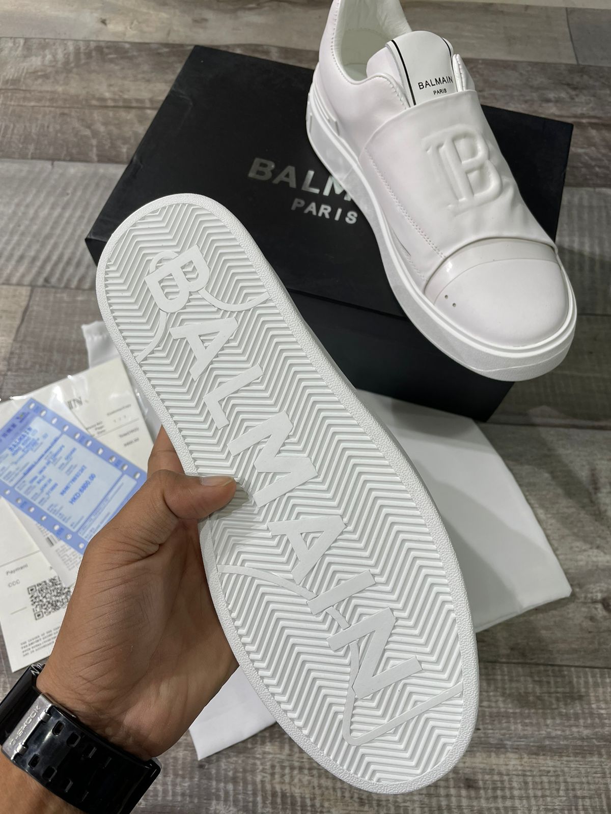 LUXURY WHITE SNEAKERS FOR MEN