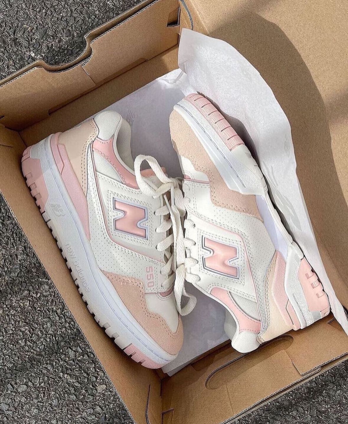 LUXURY CASUAL SNEAKERS FOR WOMEN
