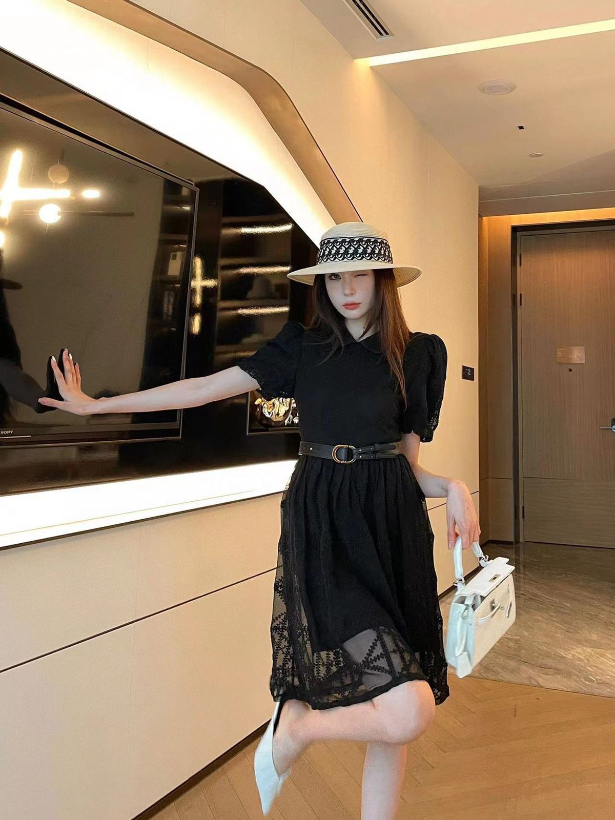 PREMIUM HIGH END QUALITY PARTY DRESS WITH BELT
