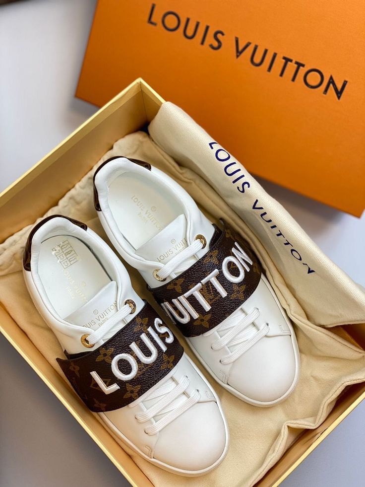 PREMIUM SNEAKERS FOR WOMEN (WHITE)