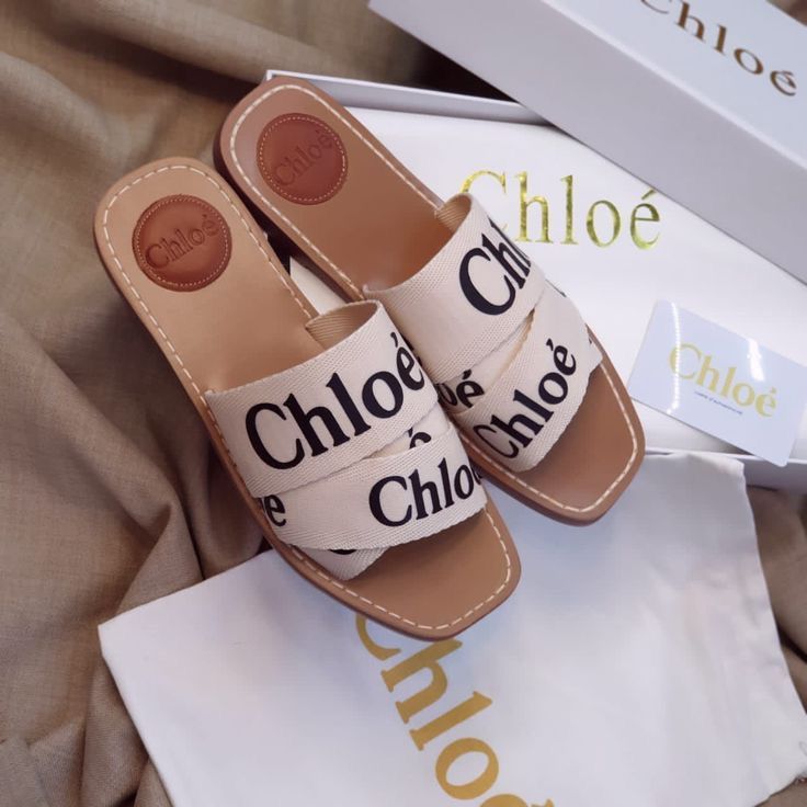 PREMIUM LATEST SLIDDERS FOR WOMEN