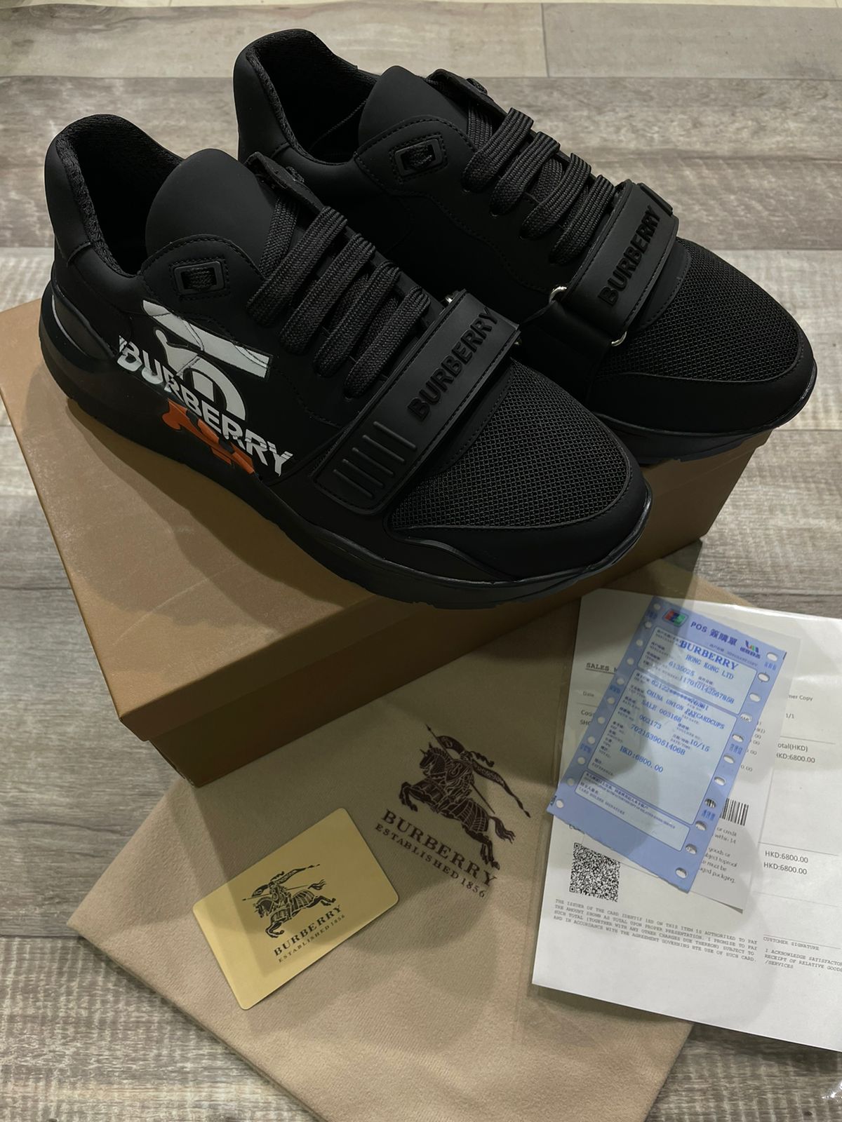 LUXURY SNEAKERS FOR MEN