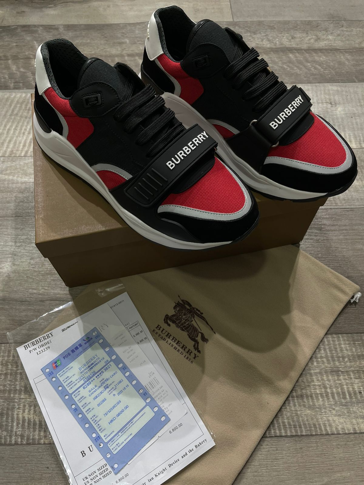 LUXURY SNEAKERS FOR MEN (RED)