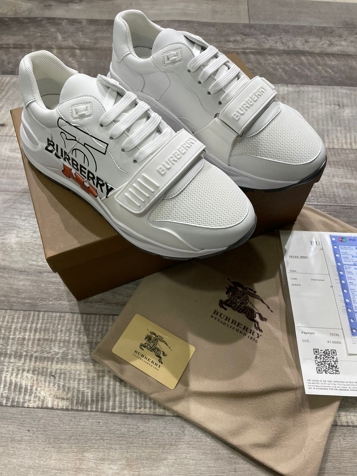 LUXURY SNEAKERS FOR MEN (WHITE)