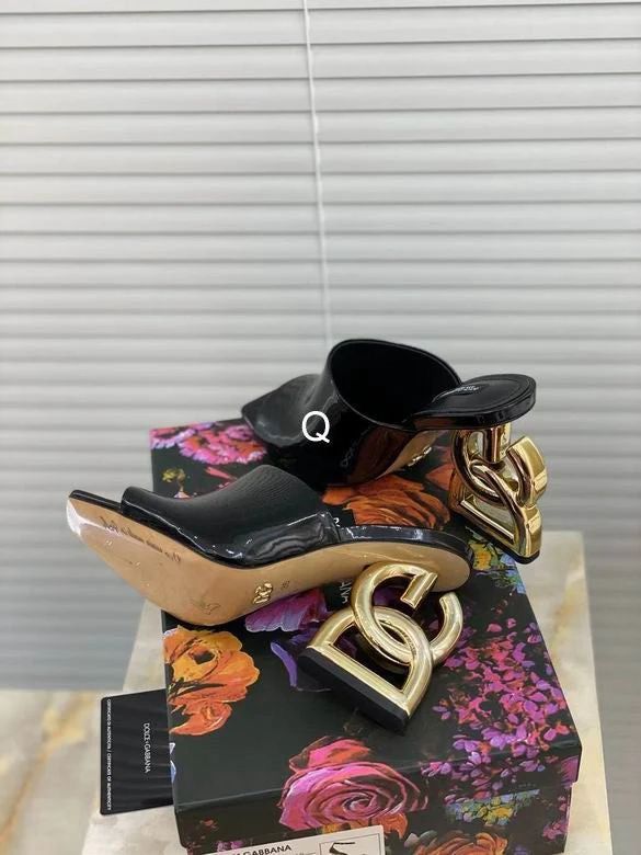 PREMIUM INITIALS HEEL FOR WOMEN