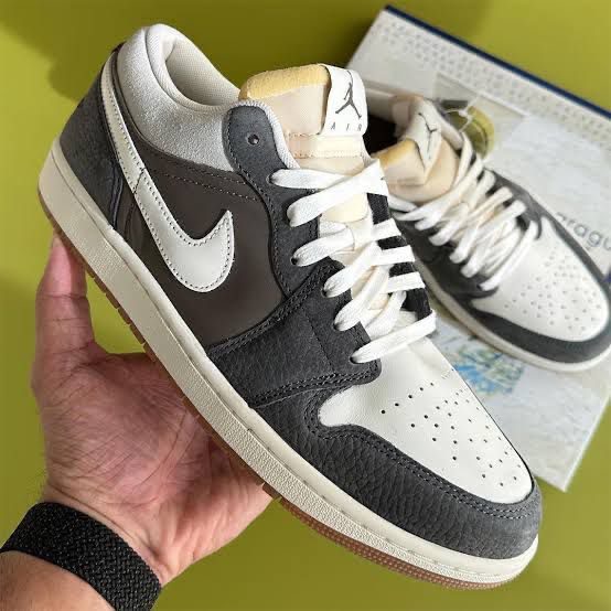 LUXURY RETRO 1 SNKRS DAY FOR MEN