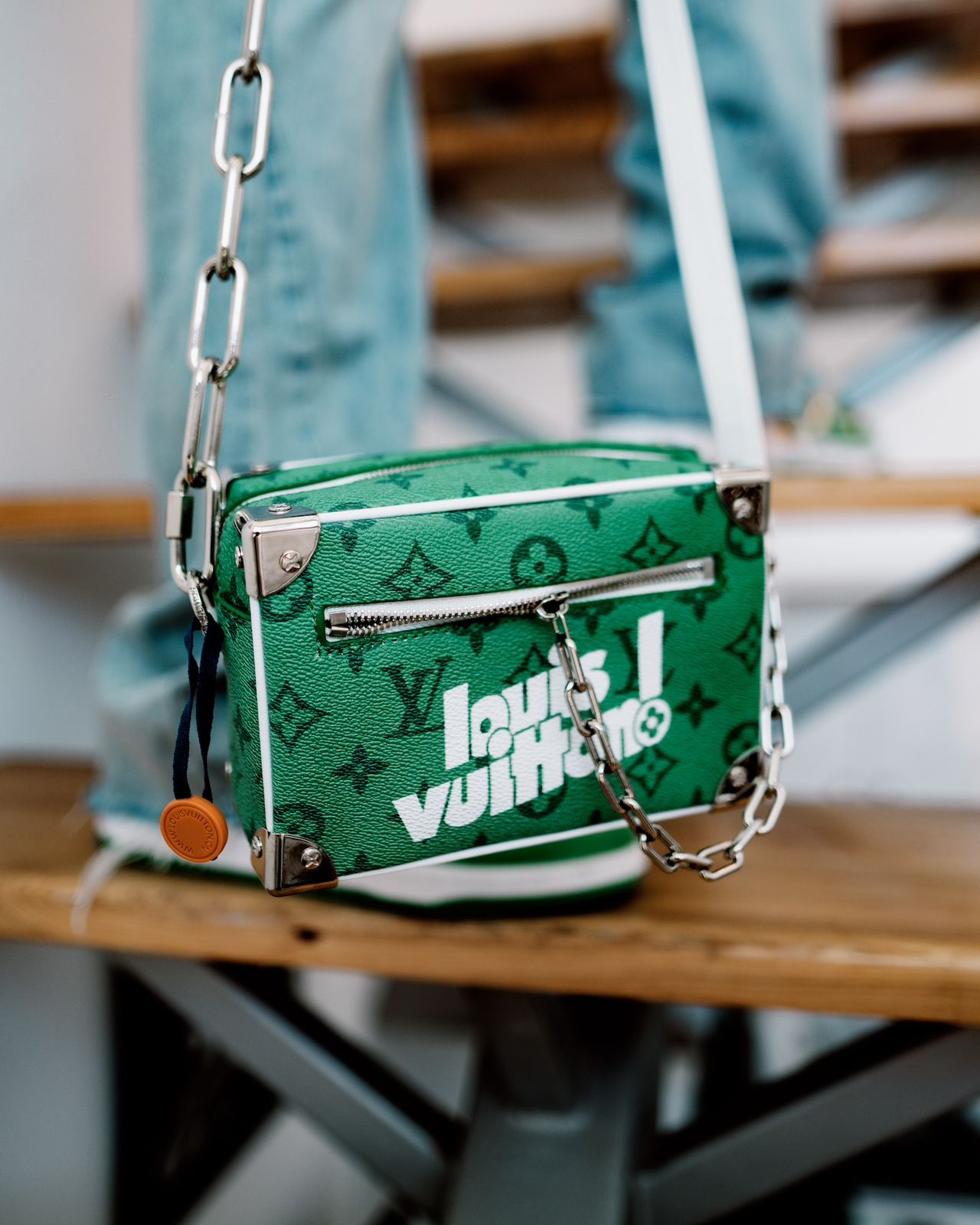PREMIUM SOFT TRUNK MESSENGER BAG