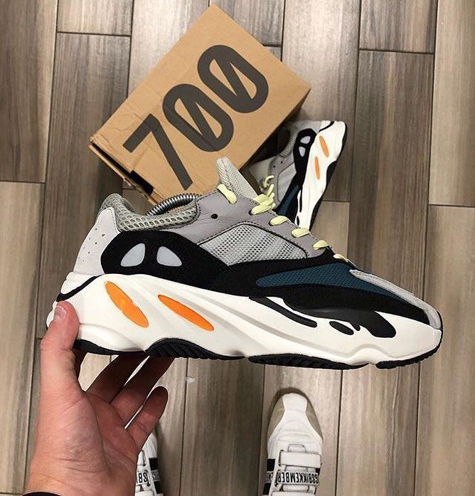PREMIUM YEEZY 700 SNEAKERS FOR MEN