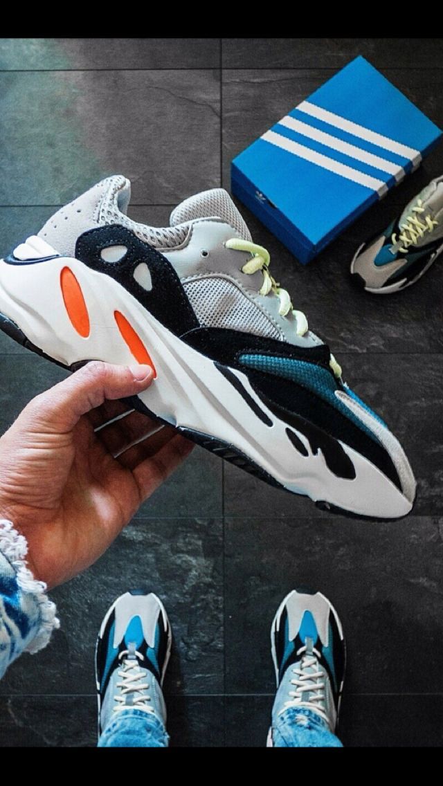 PREMIUM YEEZY 700 SNEAKERS FOR MEN