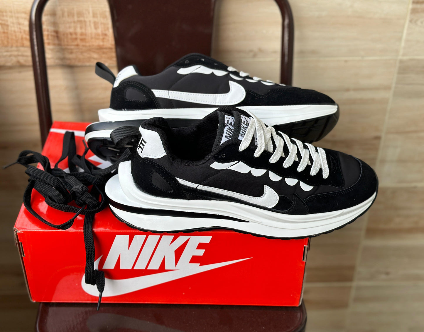 PREMIUM SACCAI WAFFLE SNEAKERS FOR MEN