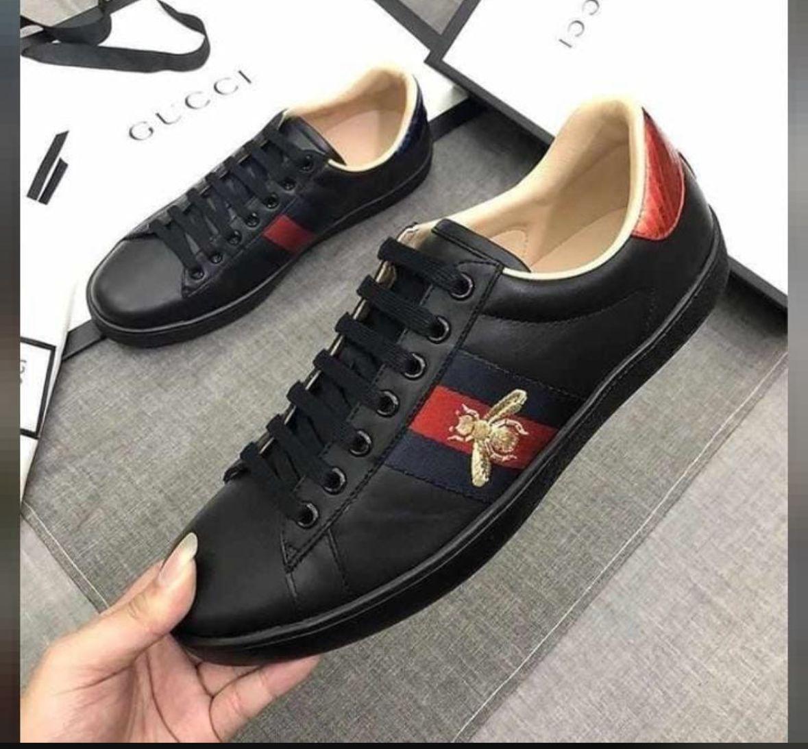 LUXURY BEE SNEAKERS FOR MEN