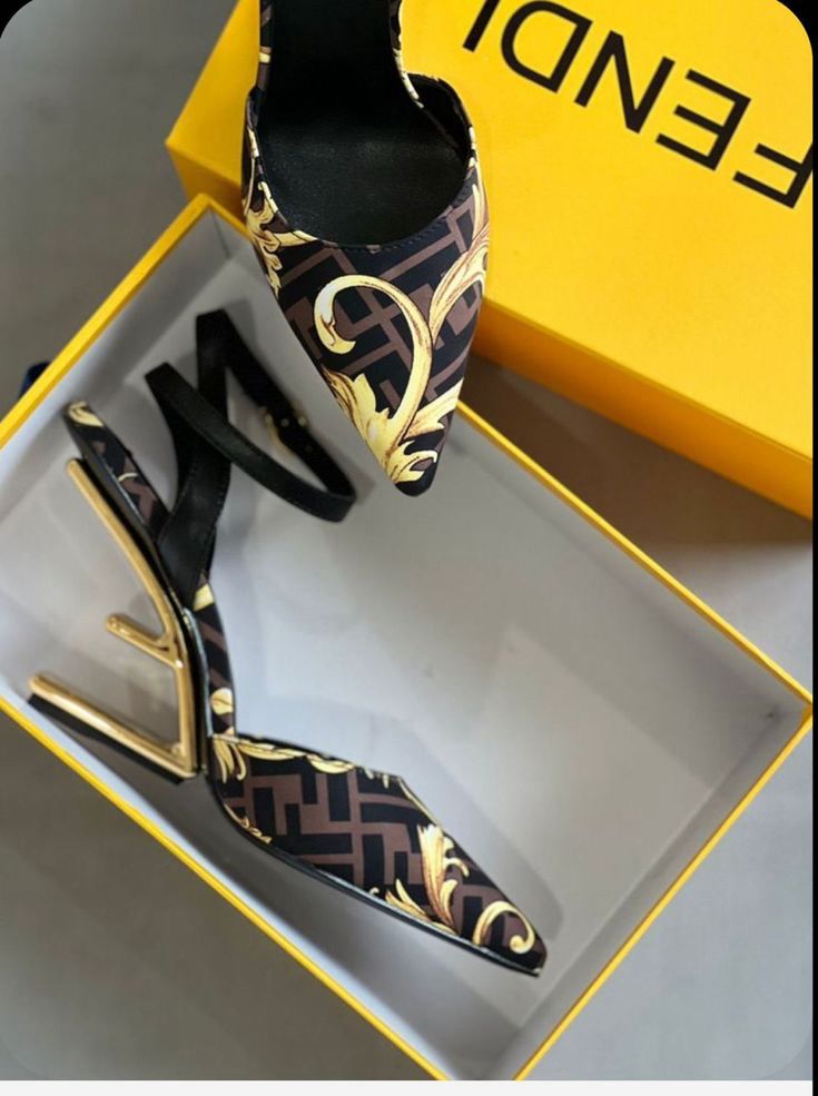 PREMIUM EMBOSSED HEELS IN STOCK FOR WOMEN