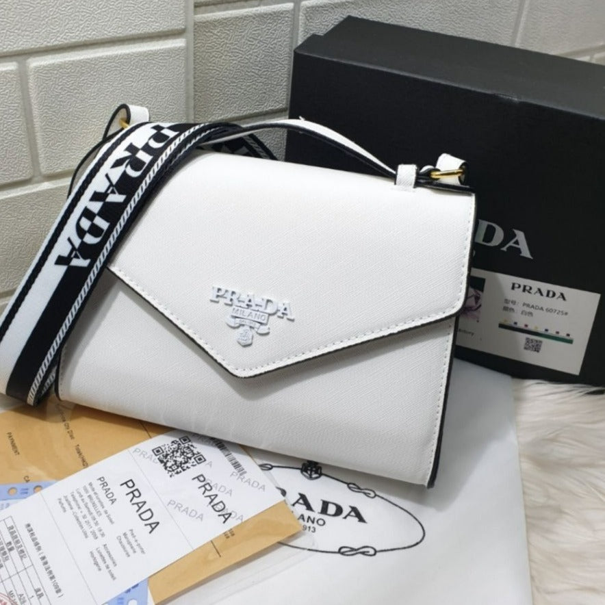 PREMIUM MONOCHROME SAFFIANO BAG
