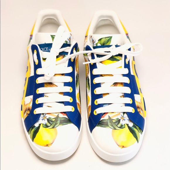 PREMIUM LUXURY SNEAKER IN STOCK