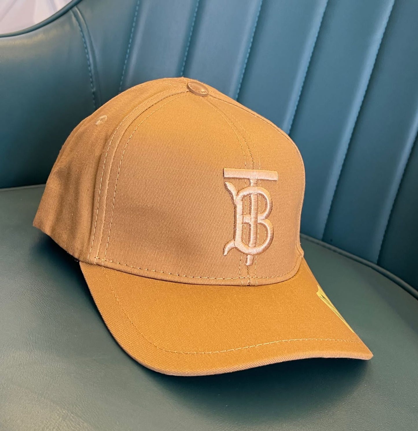 Luxury Embroidered Baseball Caps for Men and Women
