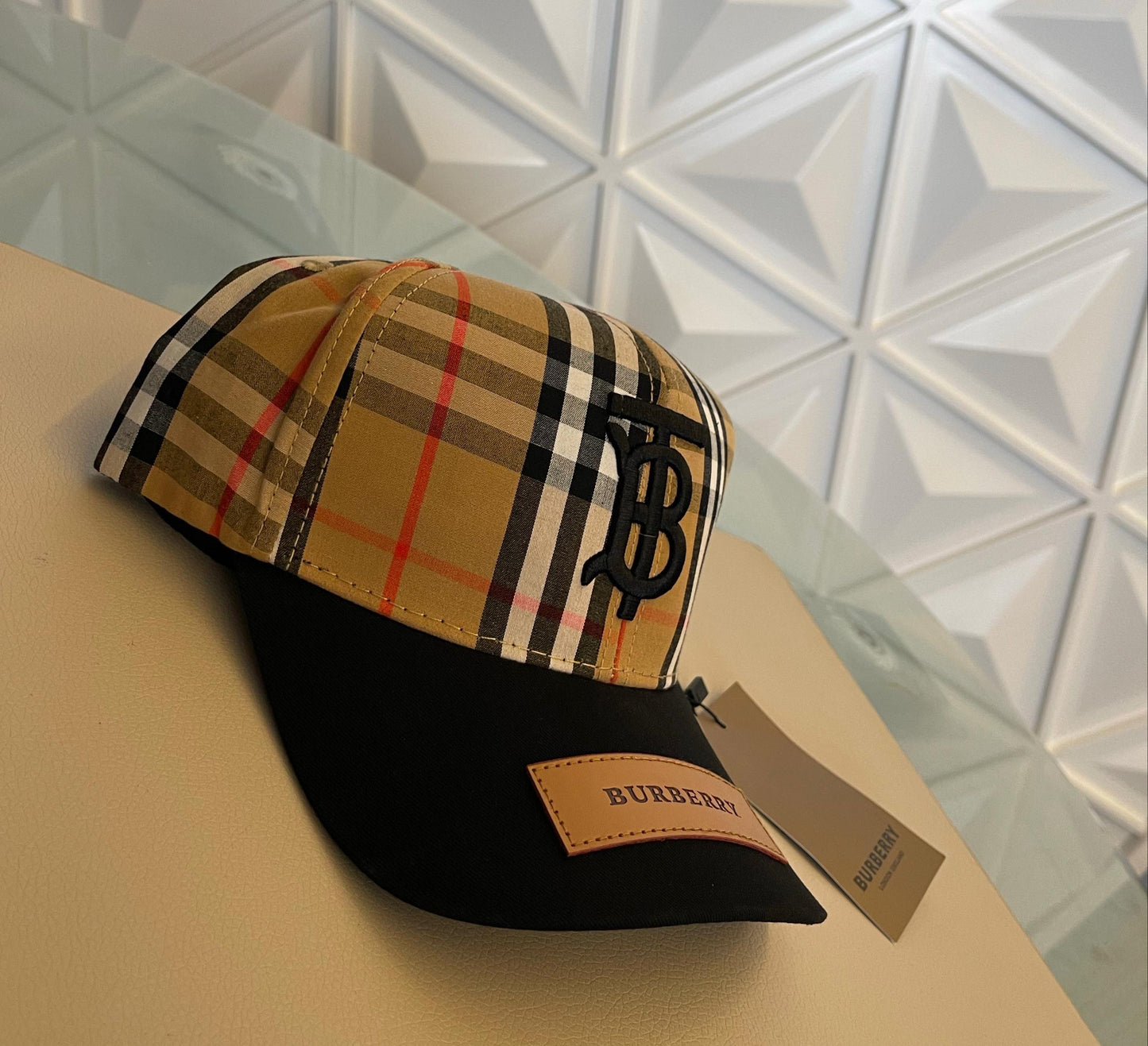 Luxury Embroidered Baseball Caps for Men and Women