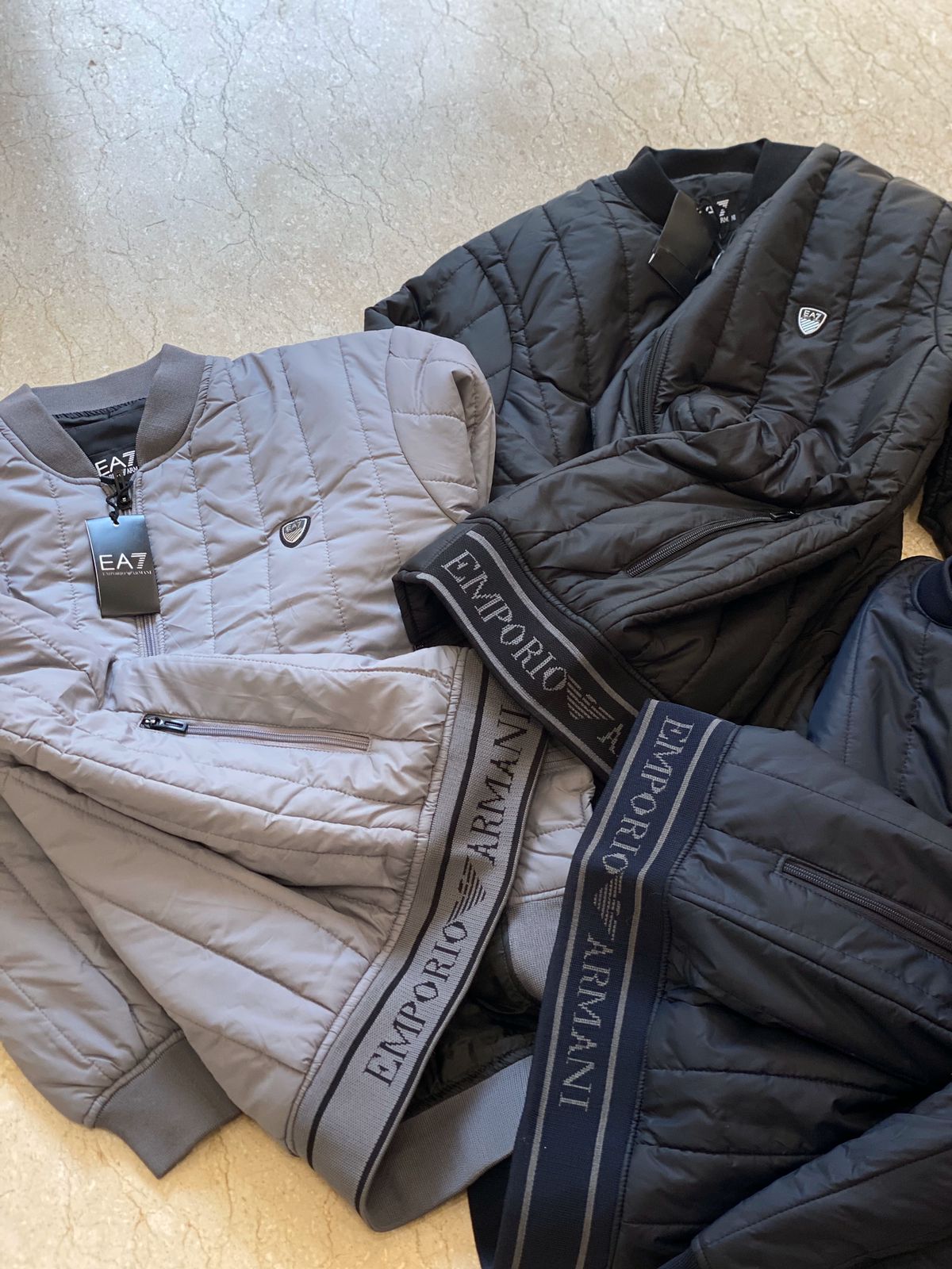 LUXURY JACKET FOR MEN (SIZE XL ONLY)