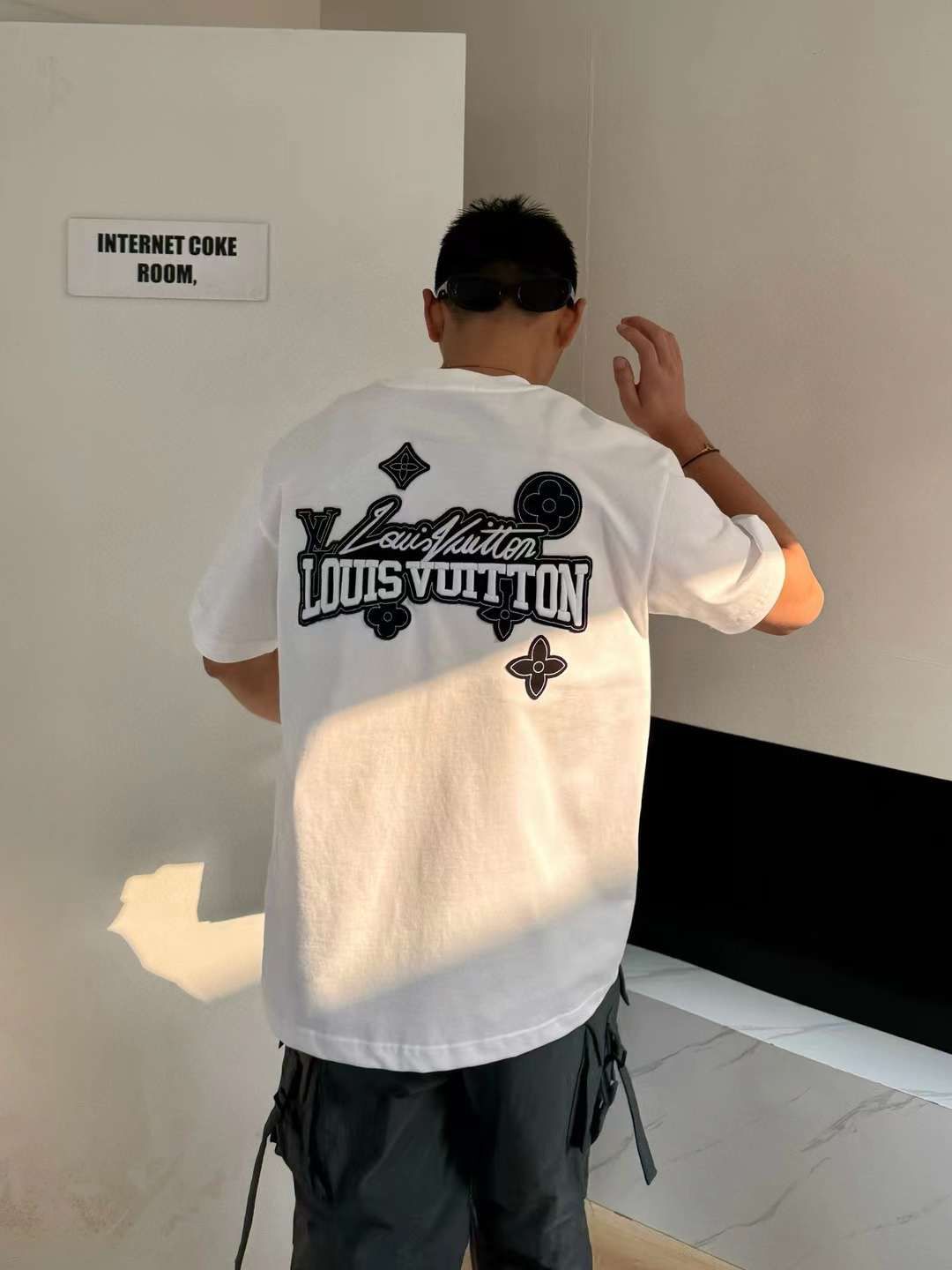 EMBROIDERED DROP SHOULDER TEES(WHITE)