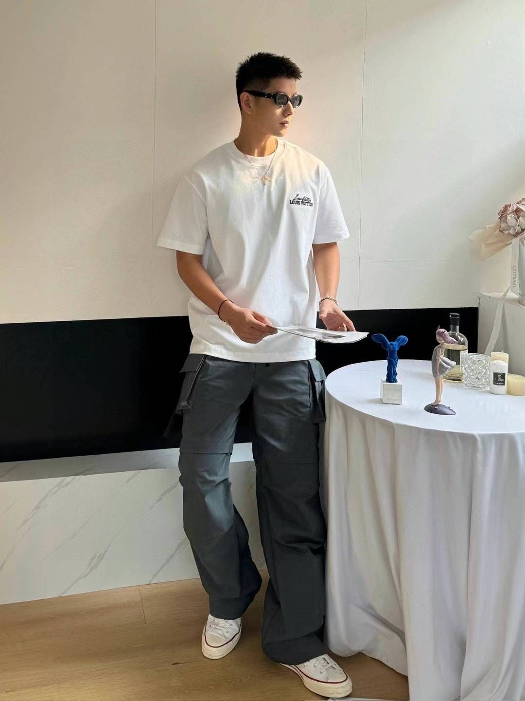 EMBROIDERED DROP SHOULDER TEES(WHITE)