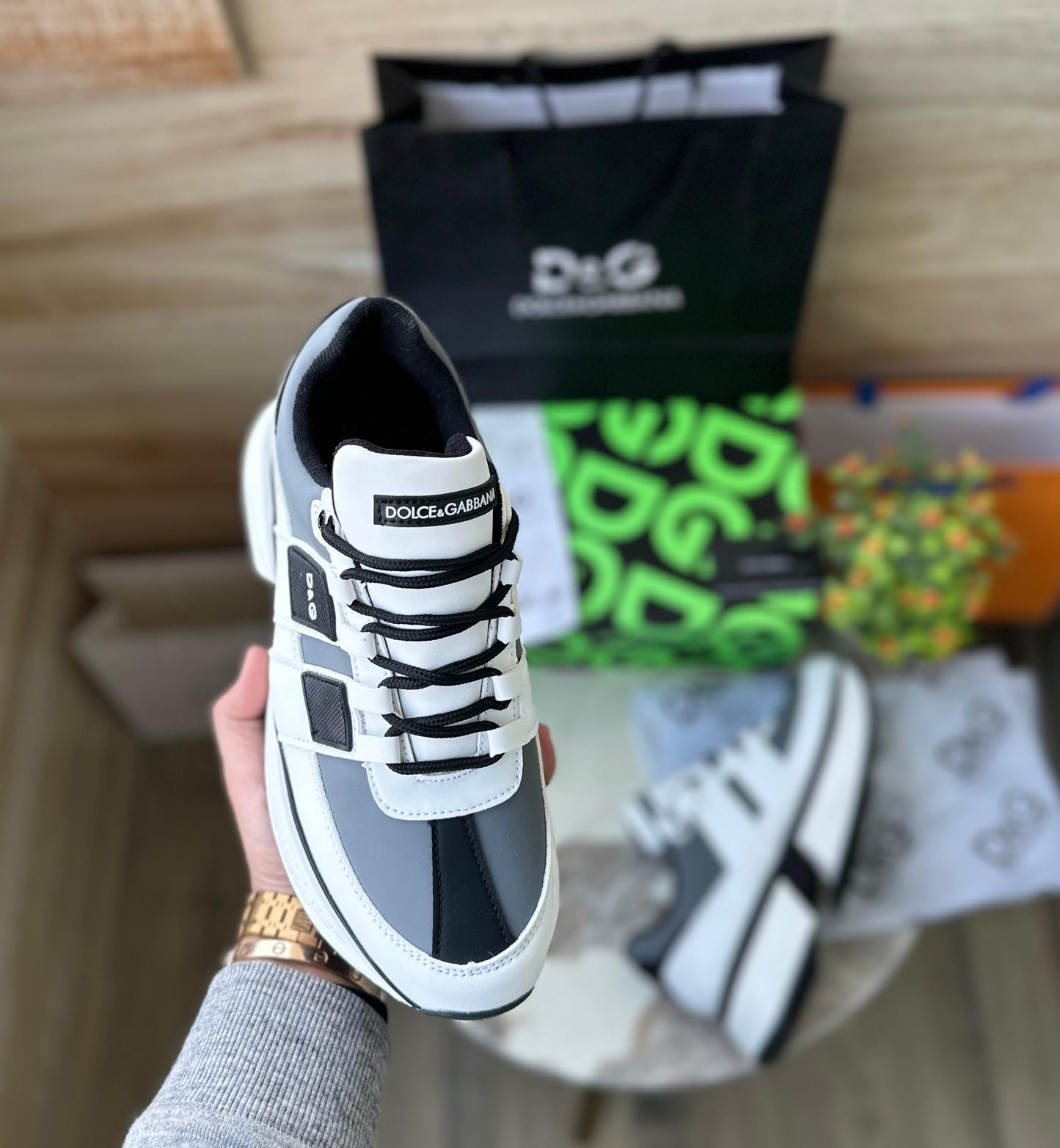 Luxury Lace up Logo Sneakers For Men