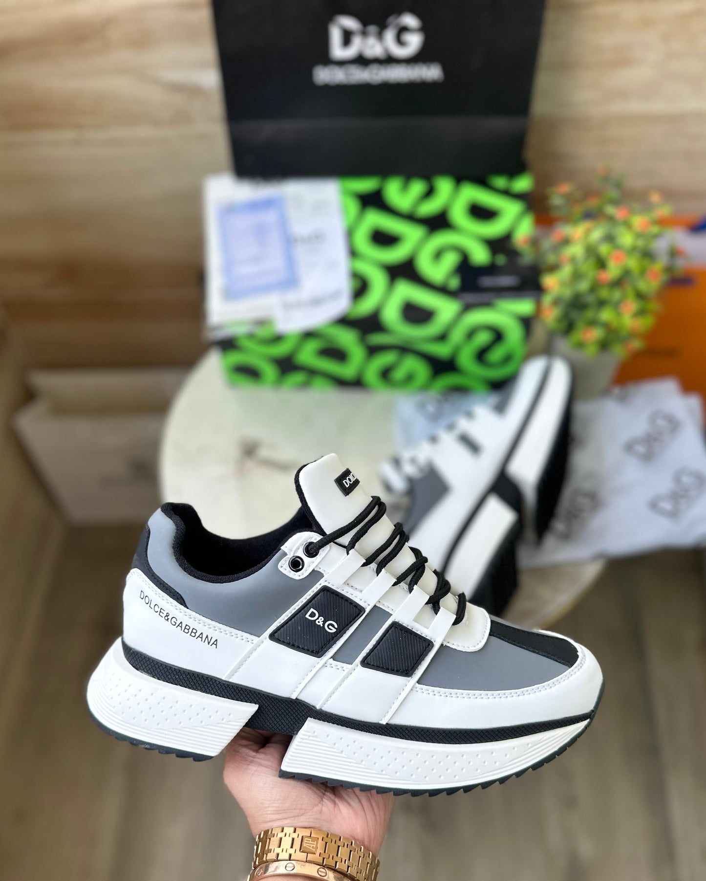 Luxury Lace up Logo Sneakers For Men