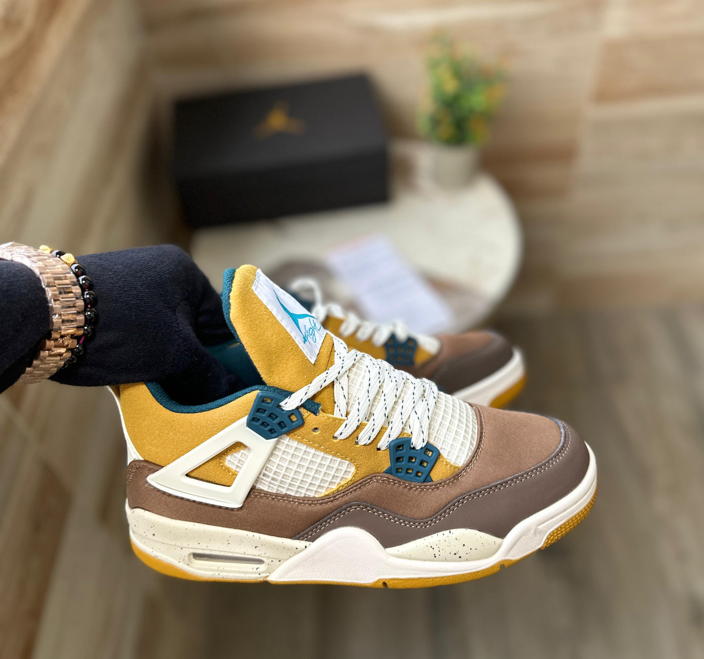 Premium Luxury Lace up Logo Sneakers For Men