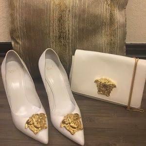 MEDUSA BUCKLE CROCODILE PATTERN HEELS FOR WOMEN