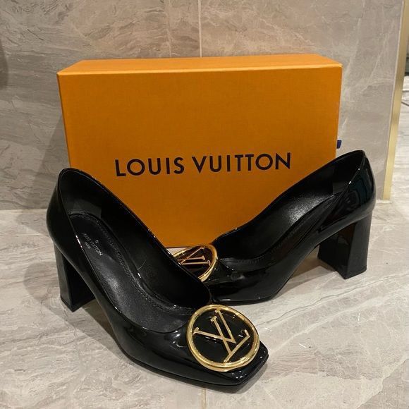 LUXURY BLOCK HEEL FOR WOMEN (2 PATTERN)