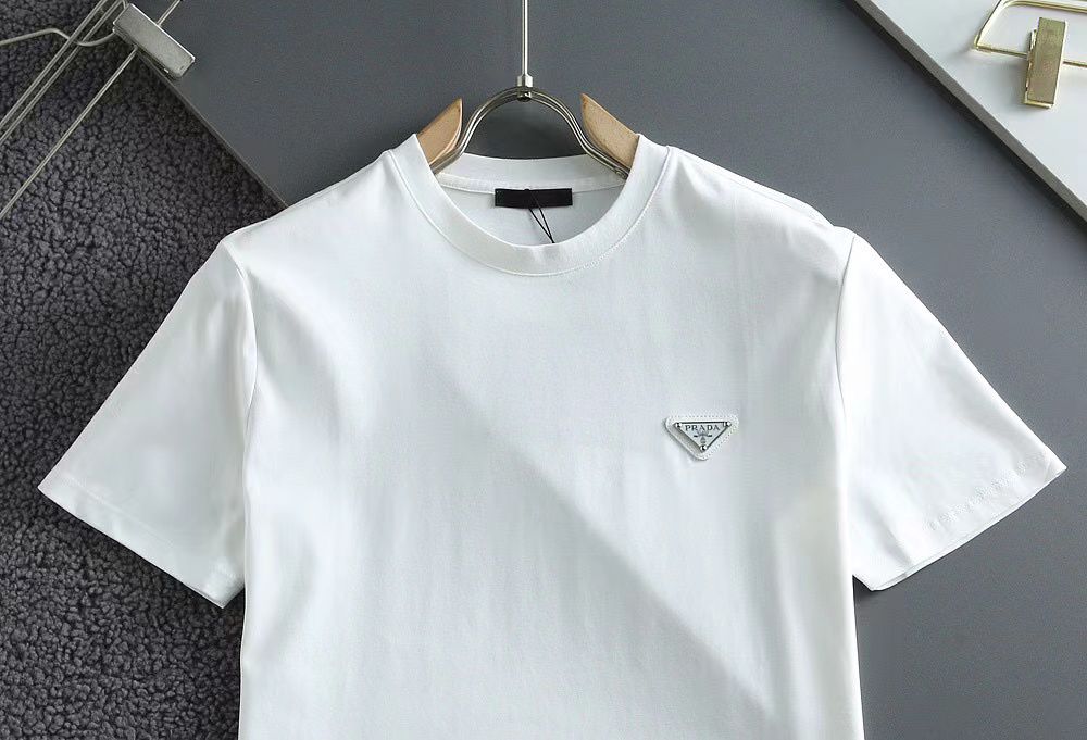 PREMIUM LOGO TEES FOR MEN