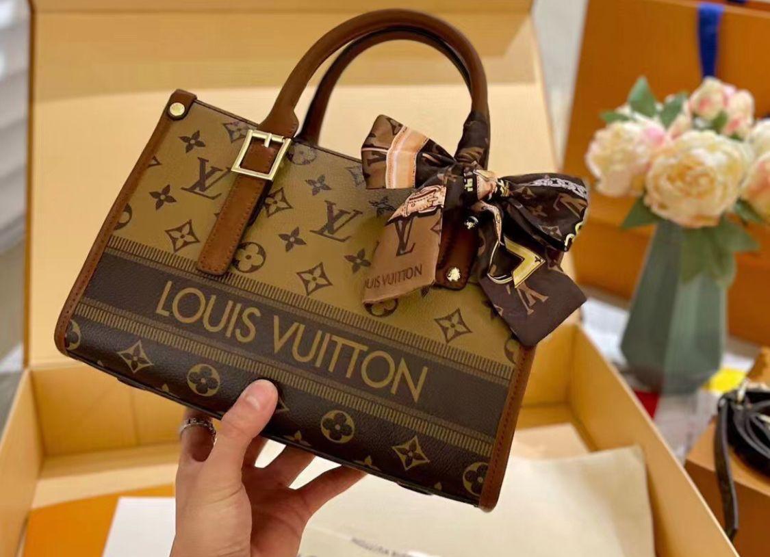 Luxury Two Tone Sling Bag for Women