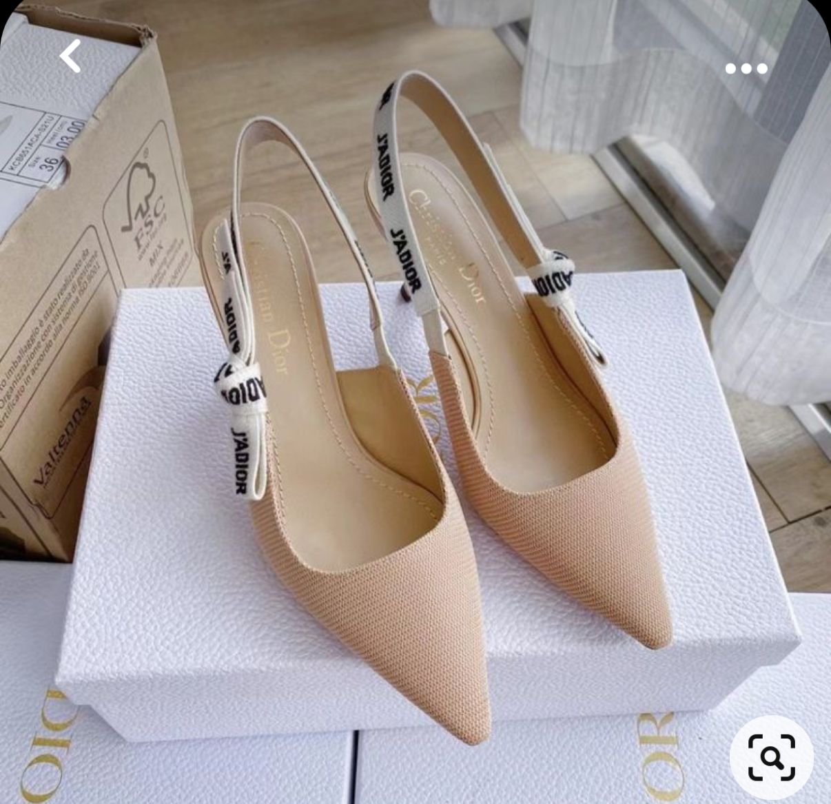 Black Slingback Pump Lining Pattern