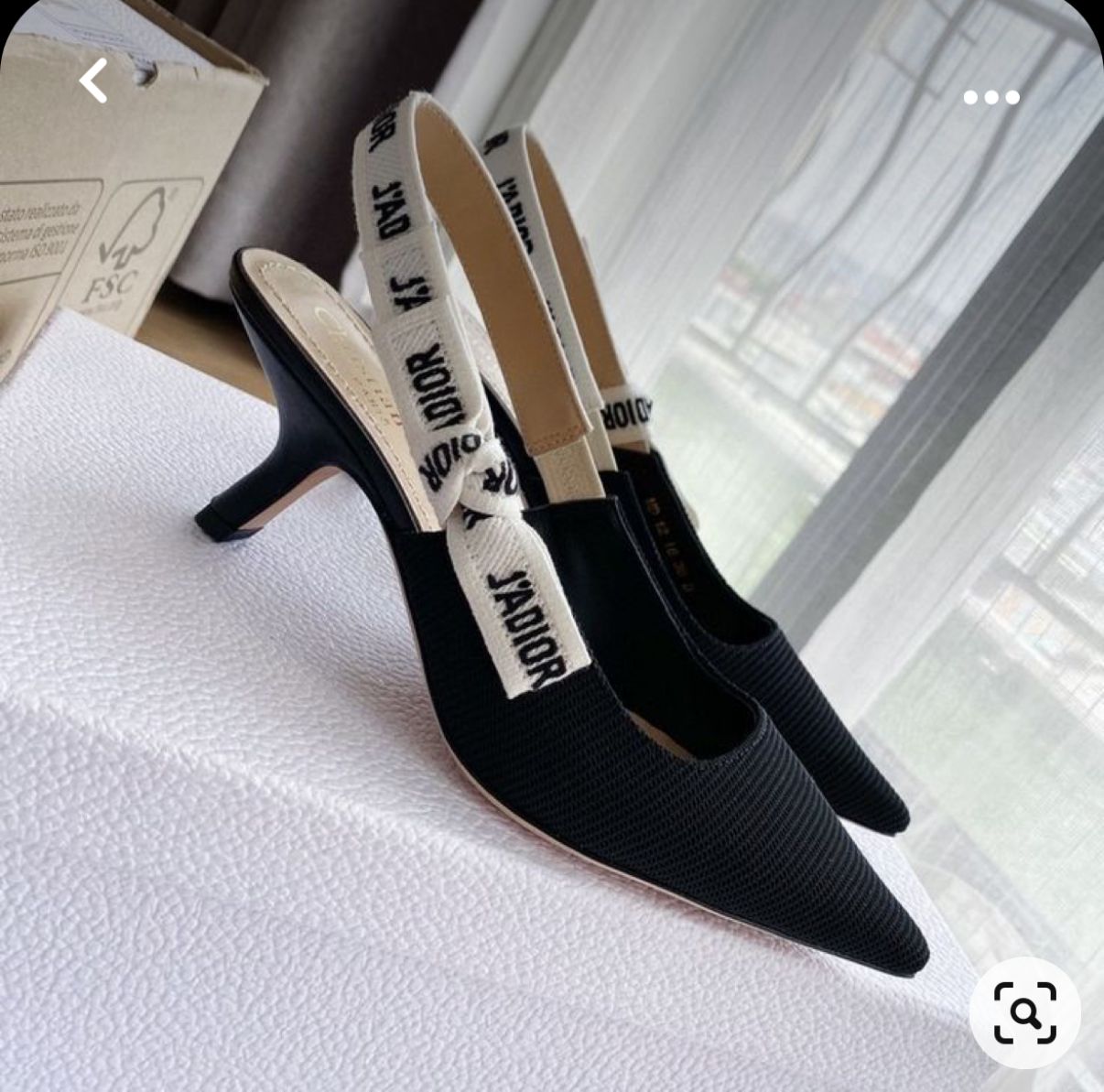 Black Slingback Pump Lining Pattern