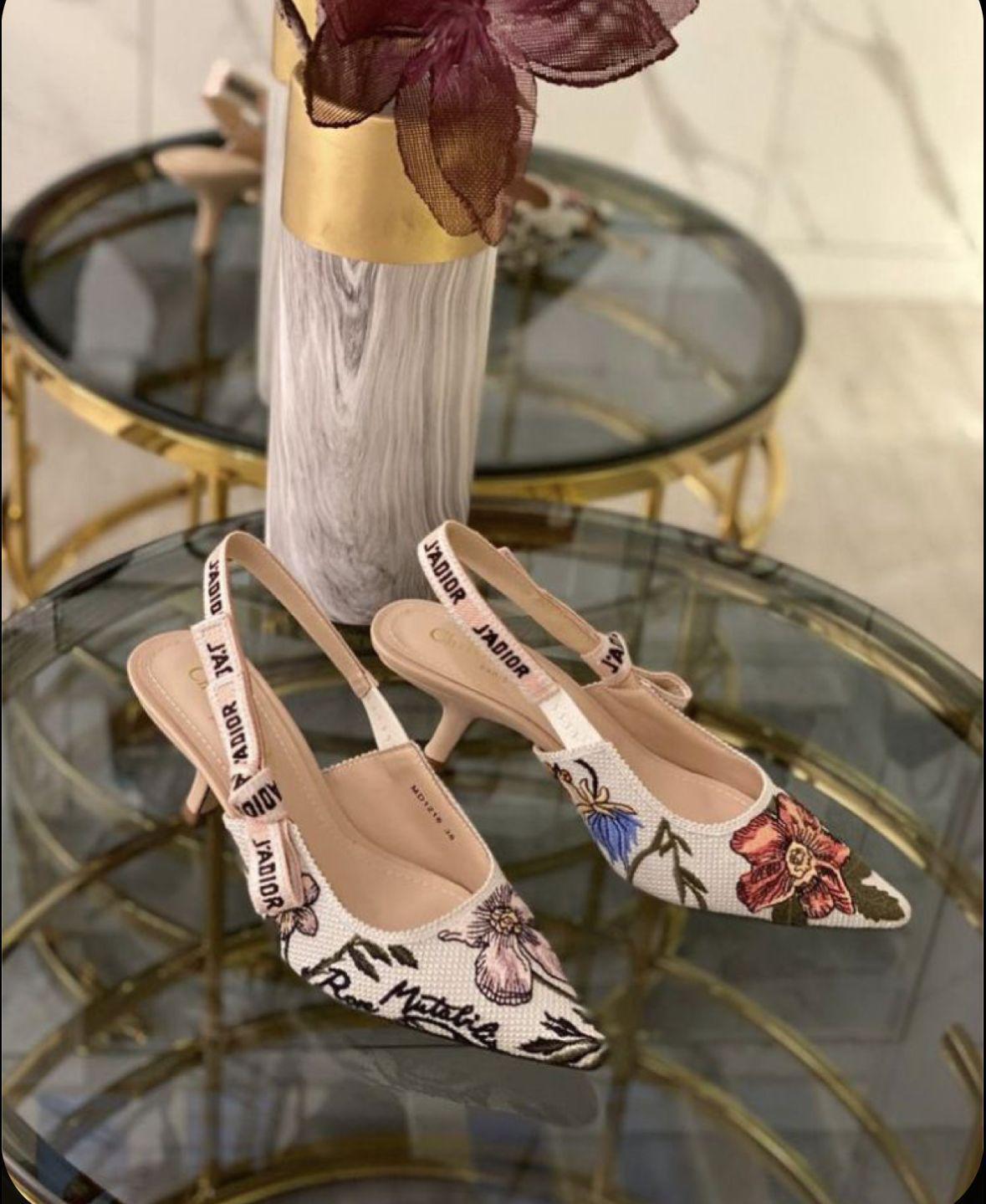 Luxury Cotton Embroidered with Nude and White Slingback Pump