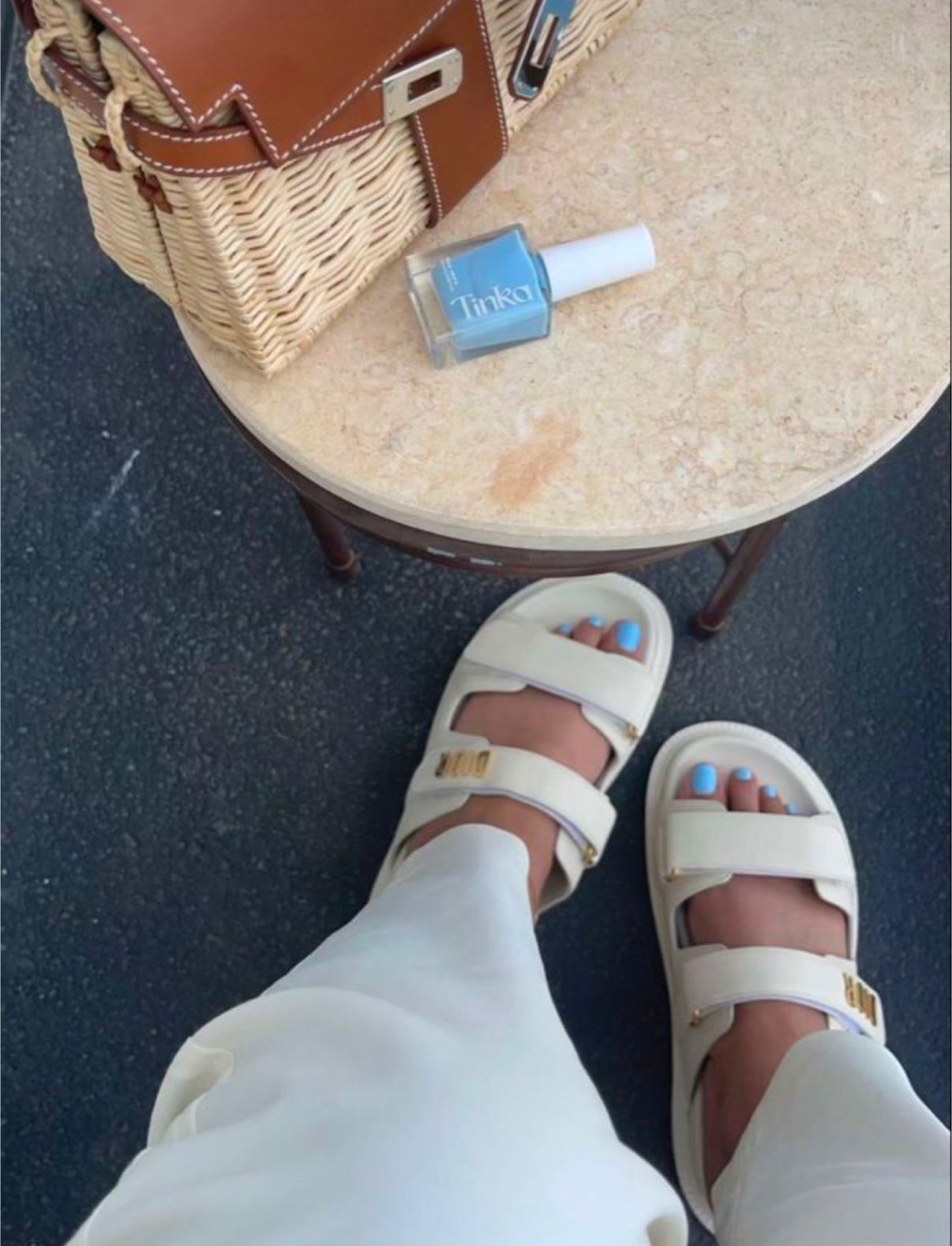 LUXURY INITIAL SLIDES FOR WOMEN