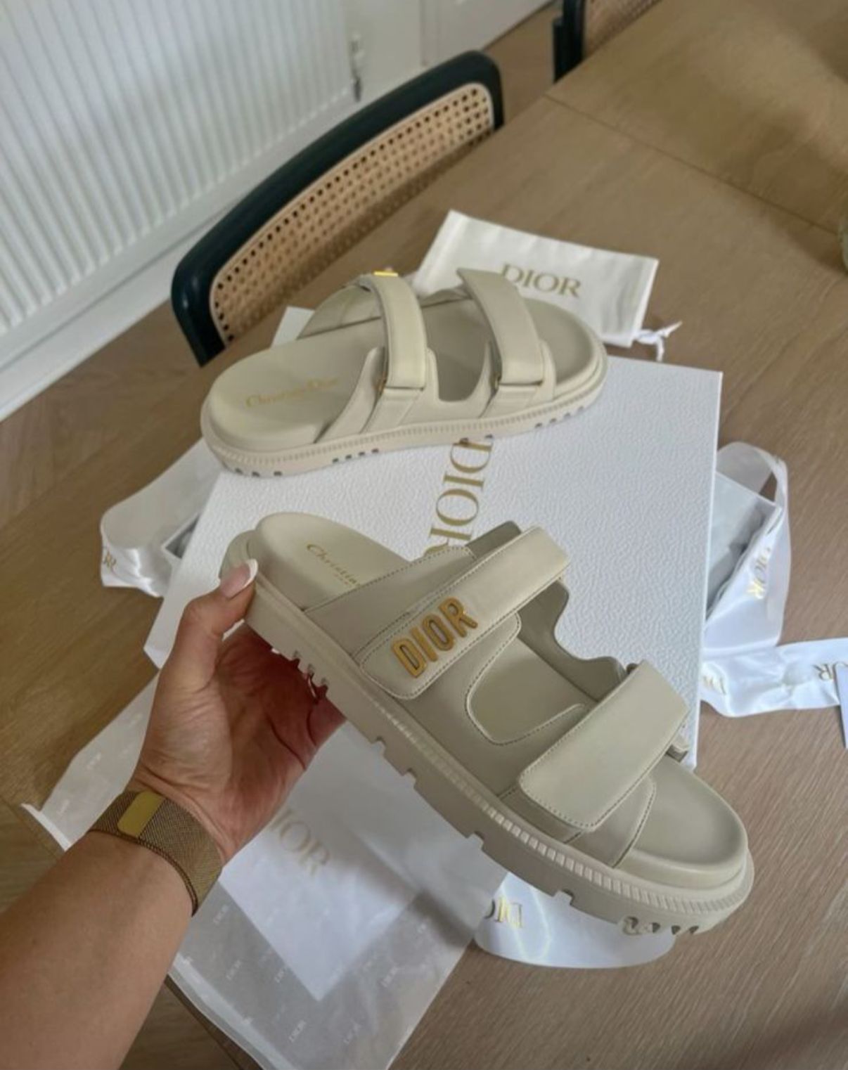 LUXURY INITIAL SLIDES FOR WOMEN