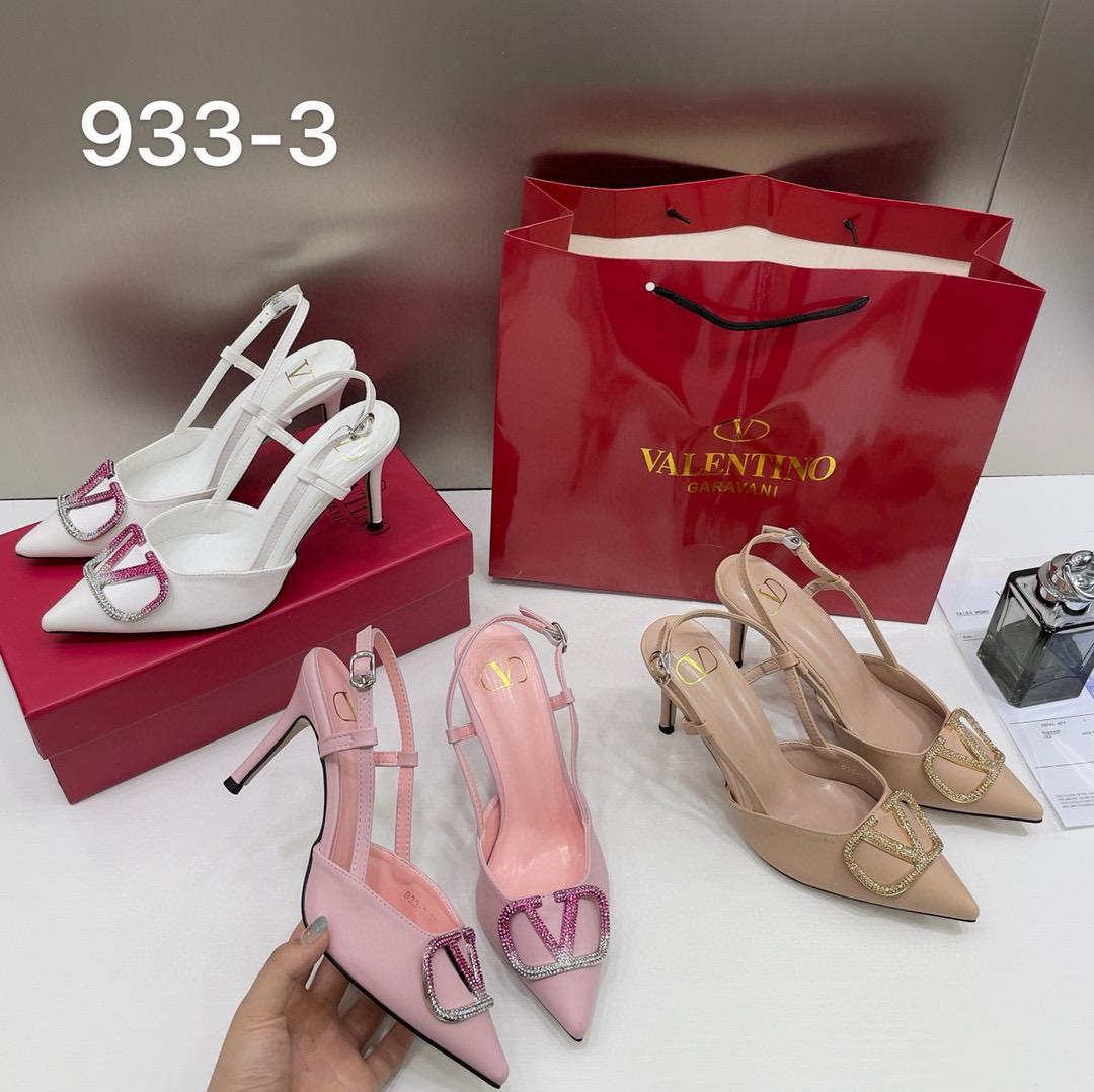 LUXURY HEELS WITH BUCKLE