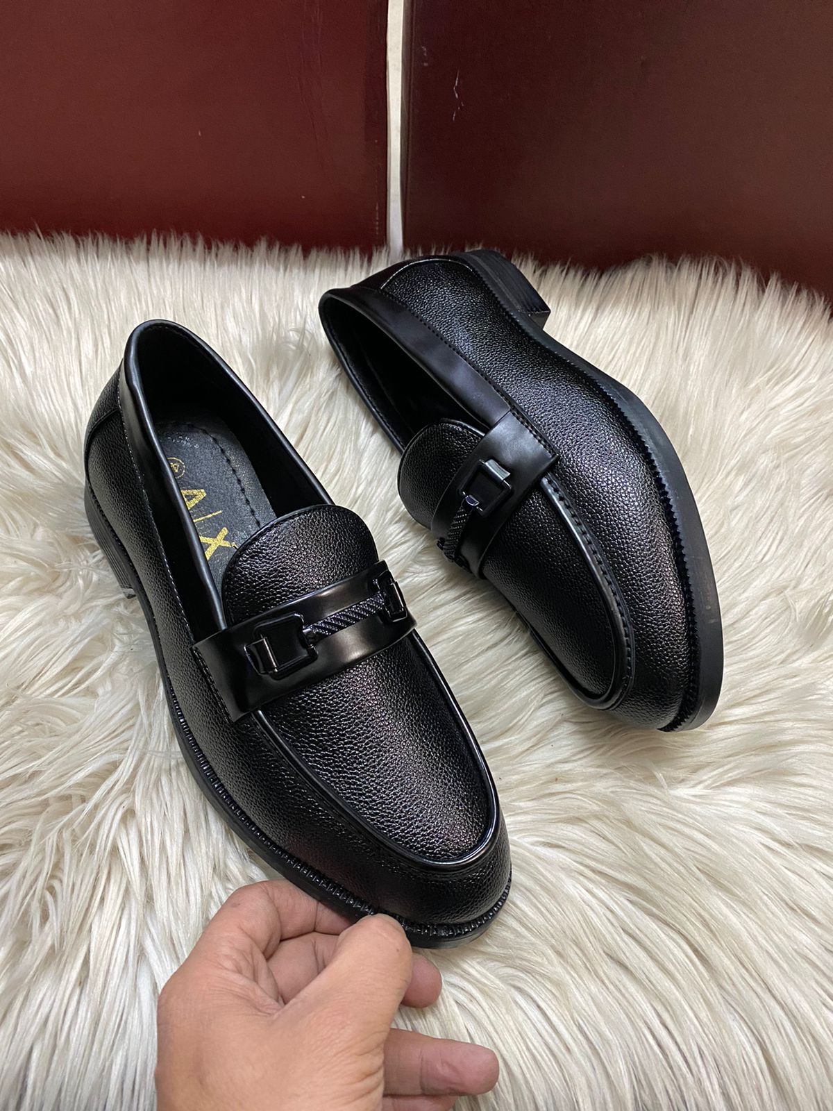 Luxury Textured Formal Loafers For Men