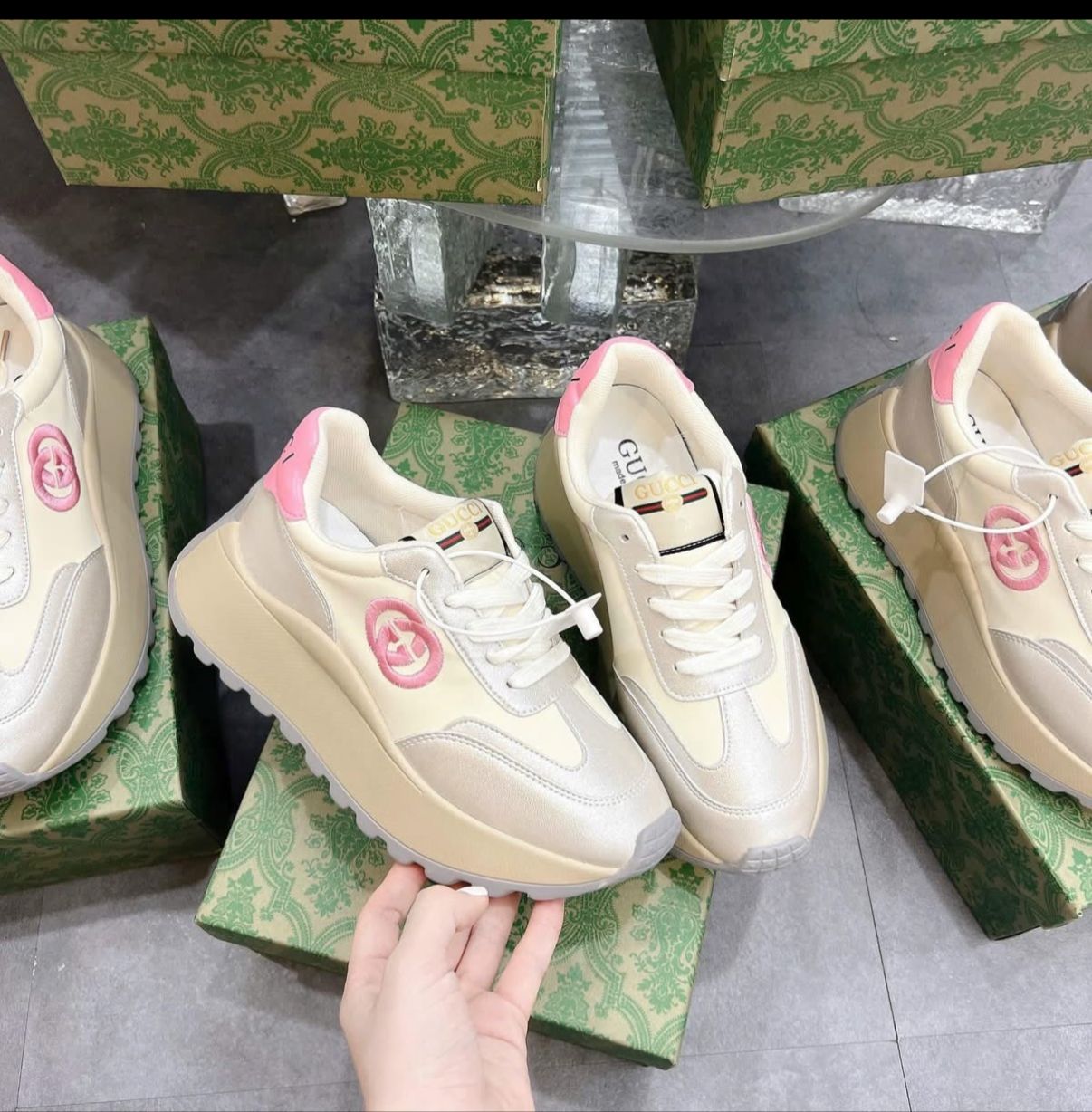 PREMIUM SNEAKERS FOR HER