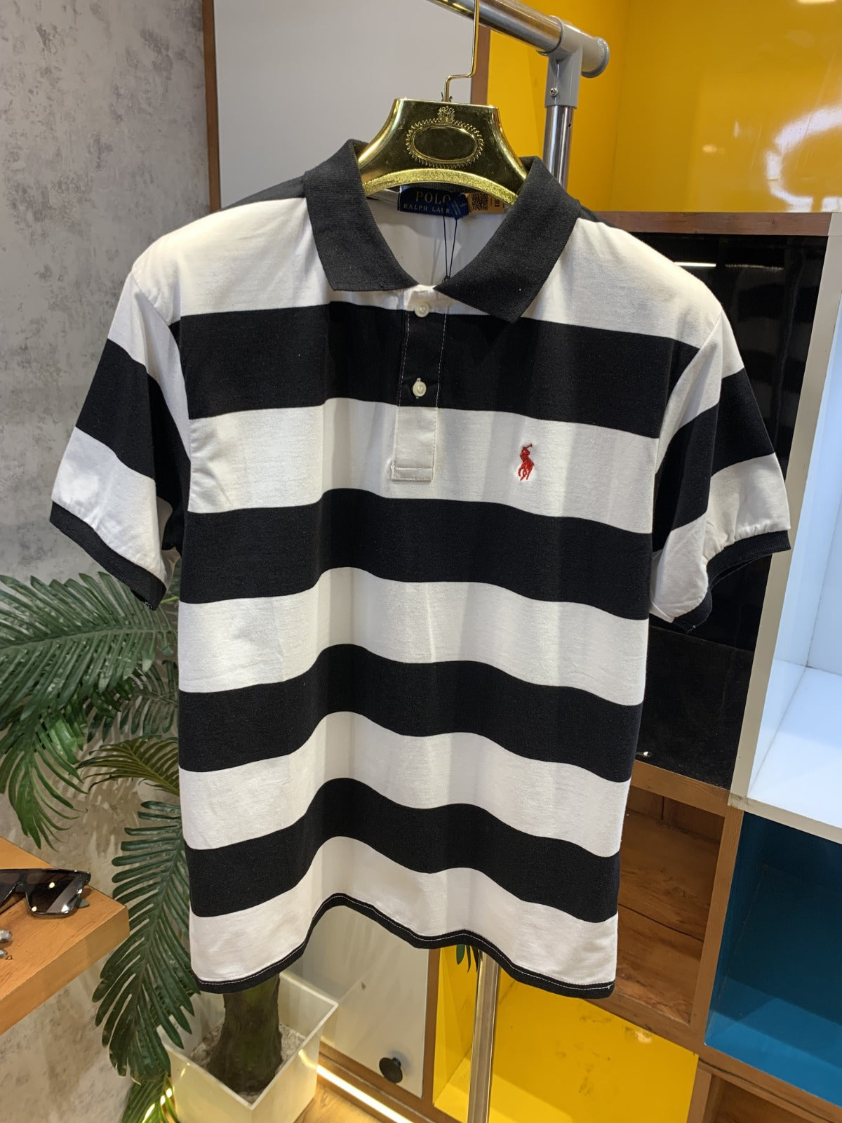 PREMIUM TSHIRT FOR MEN (L ONLY)