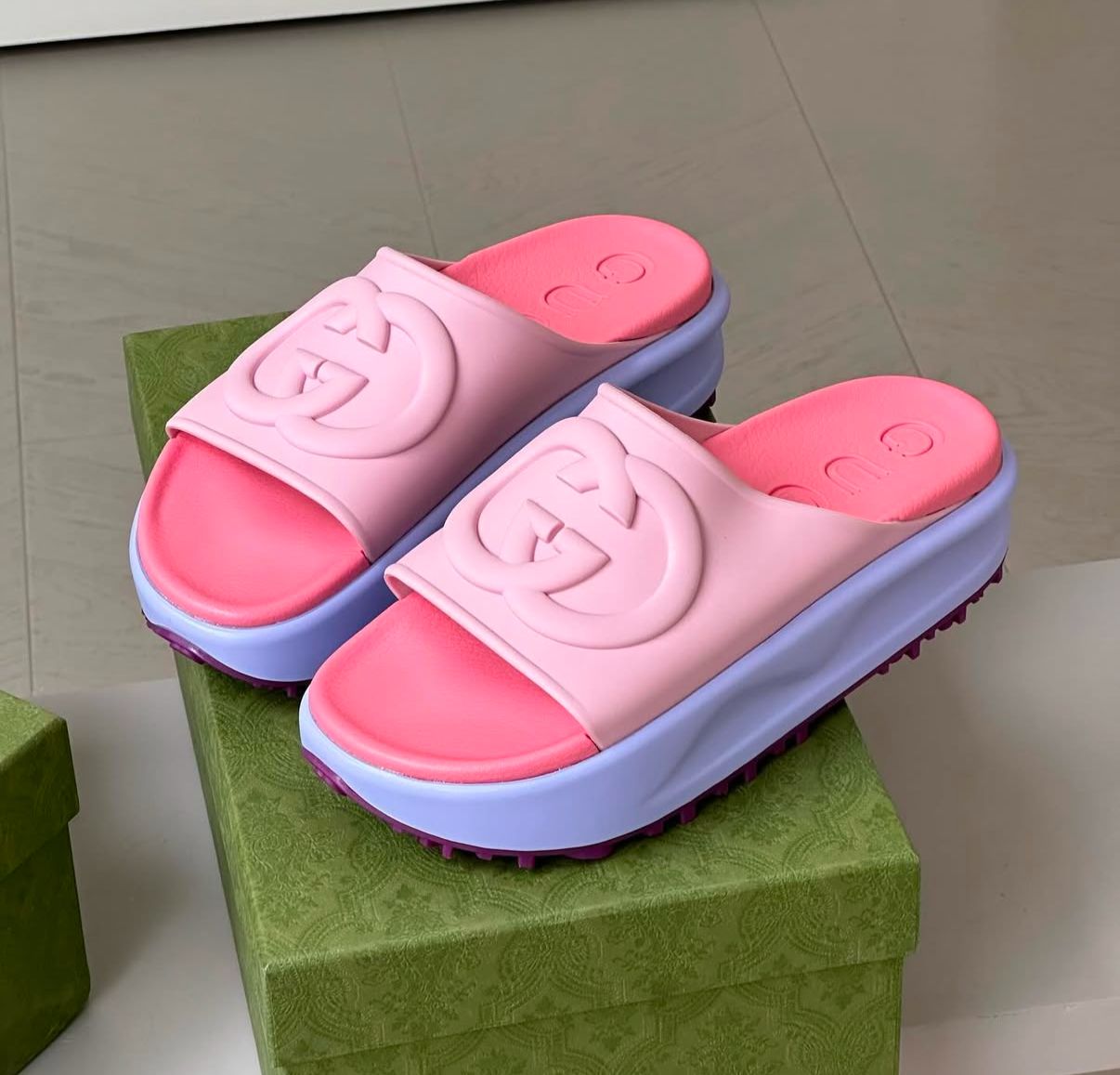 LUXURY SLIDES FOR WOMEN