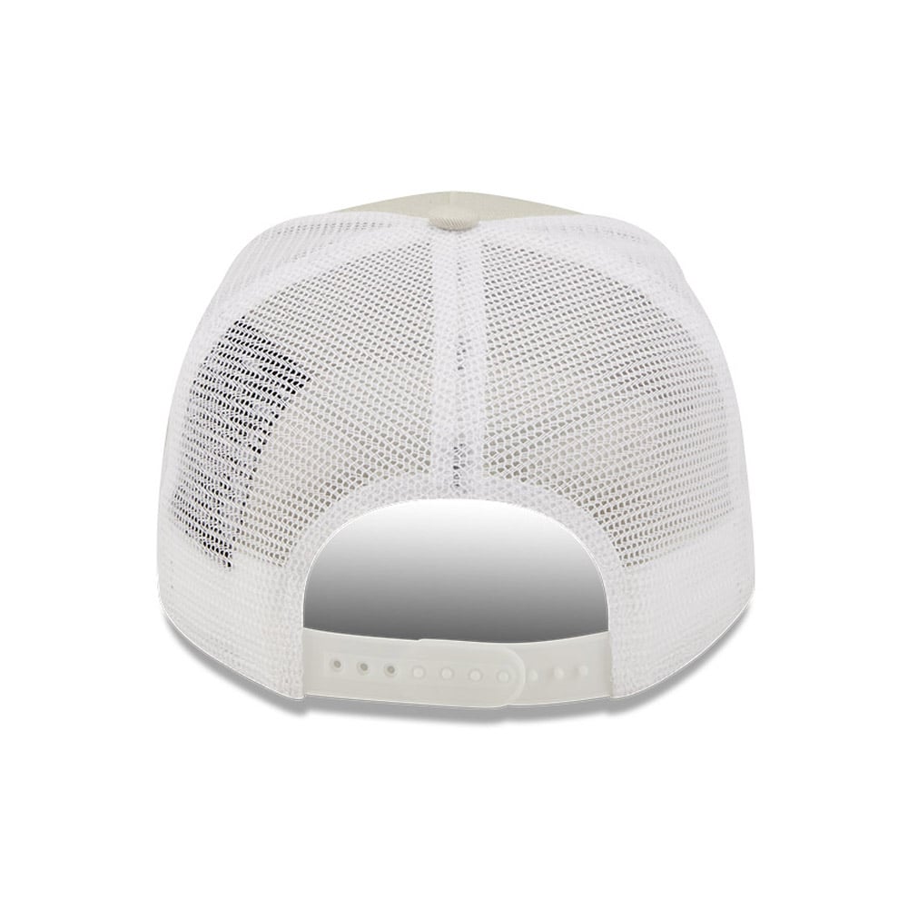 Luxury Redefined Unisex Caps for the Fashion-Forward Perfection