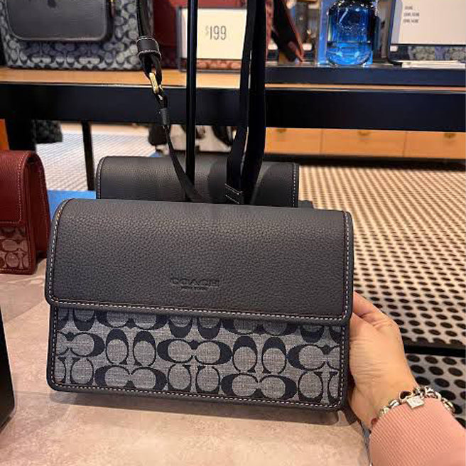 PREMIUM TURNER FLAP CROSSBODY BAG