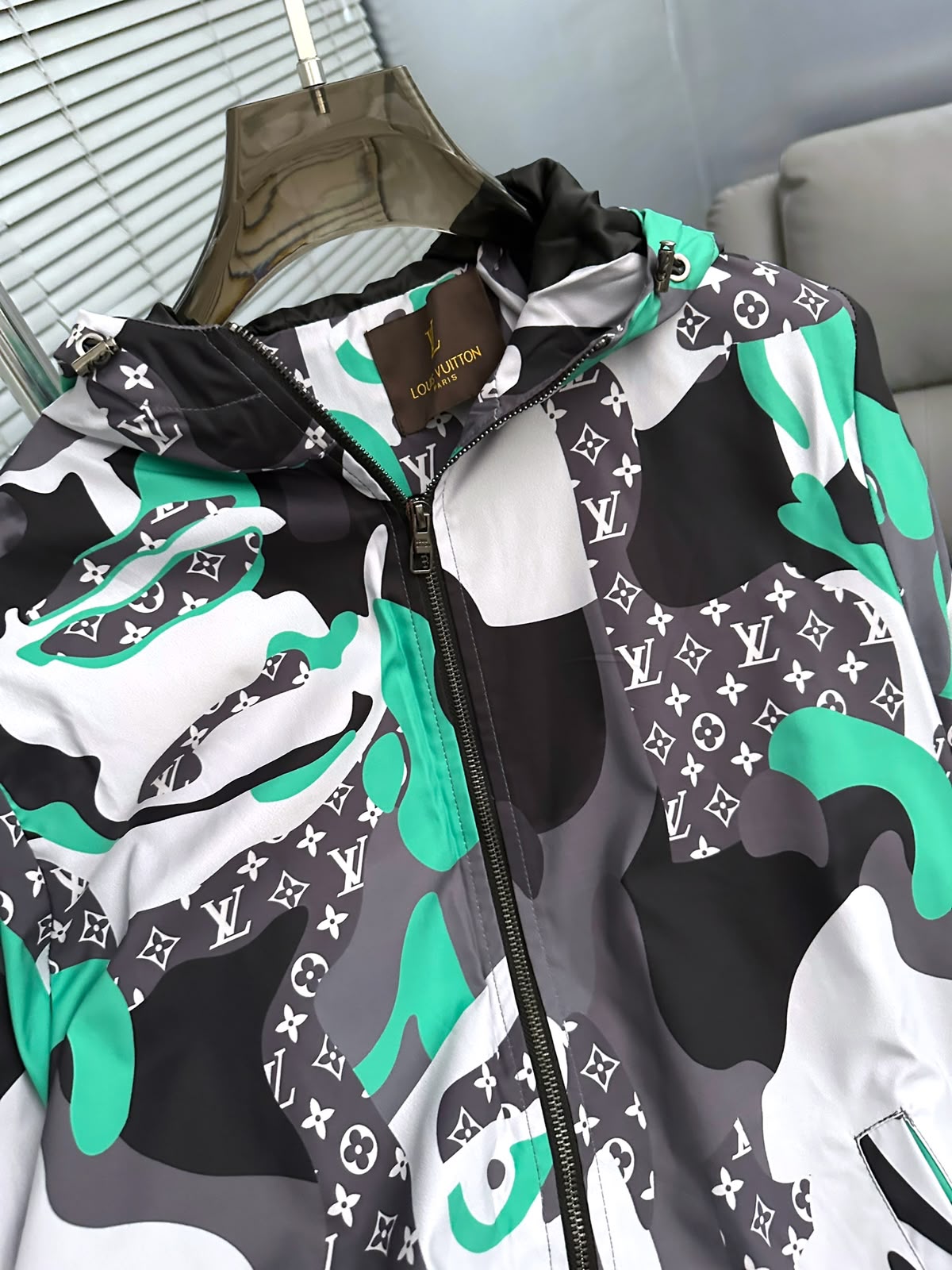 PREMIUM ZIPPER FOR MEN