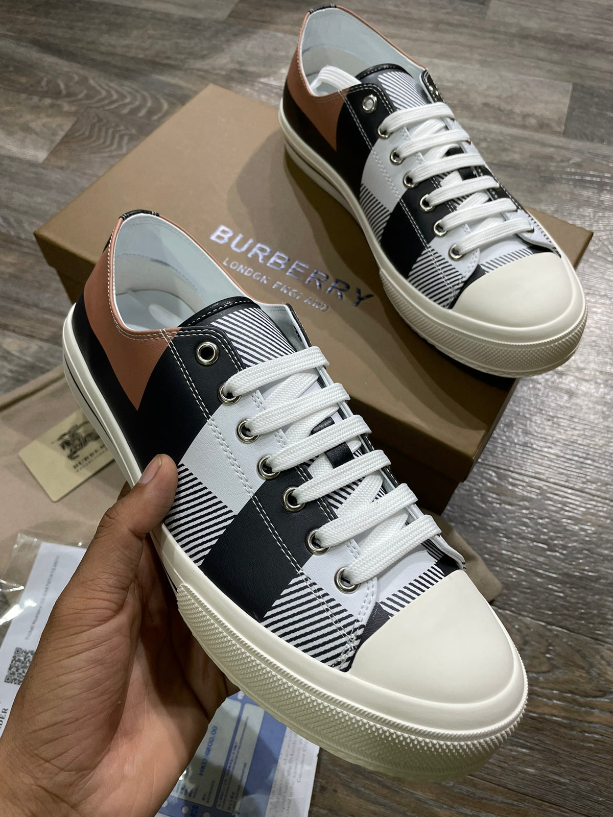 HIGH END QUALITY SNEAKERS FOR MEN