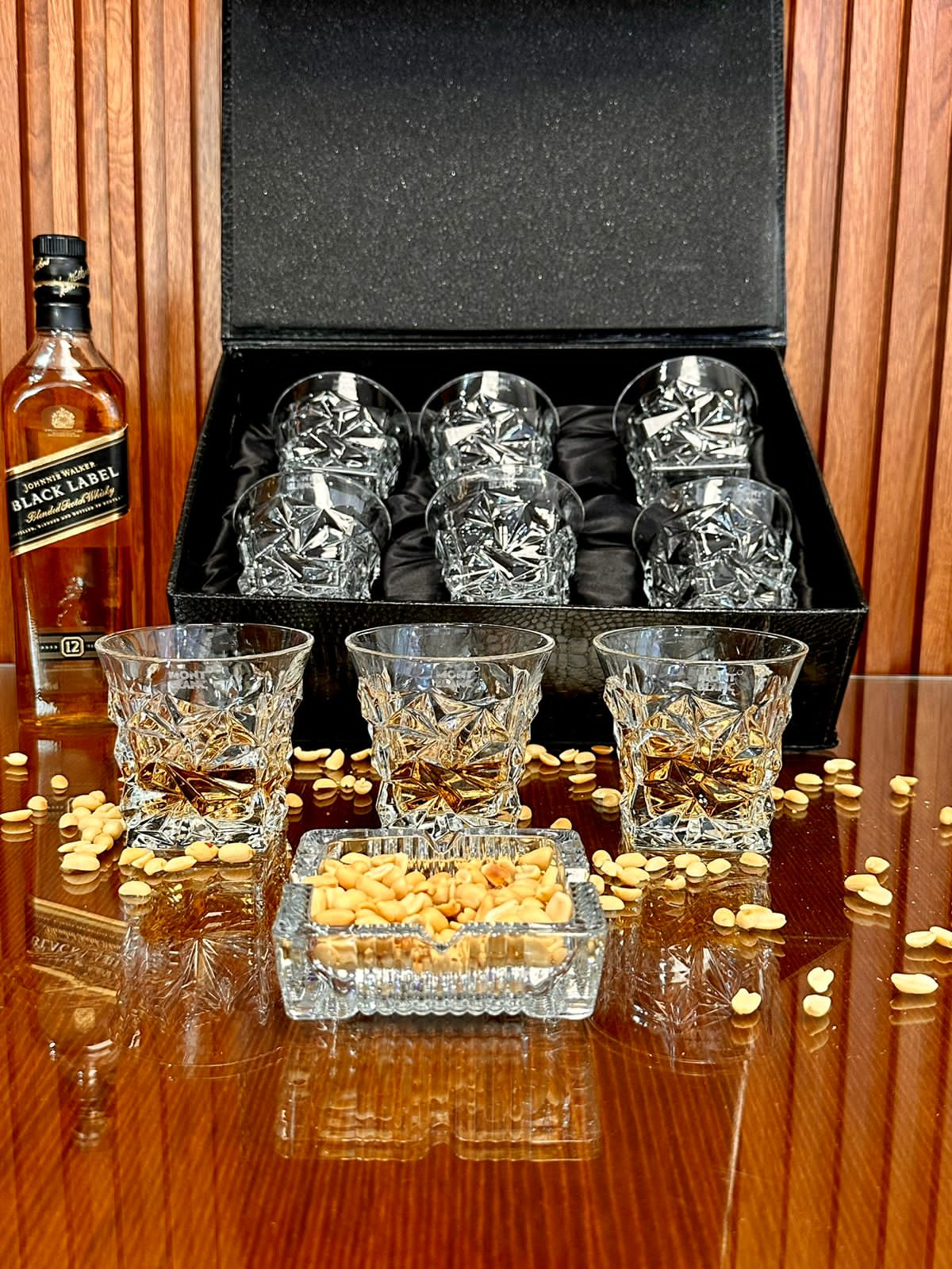 CRYSTAL DIAMOMD CUT GLASSES GIFT SET